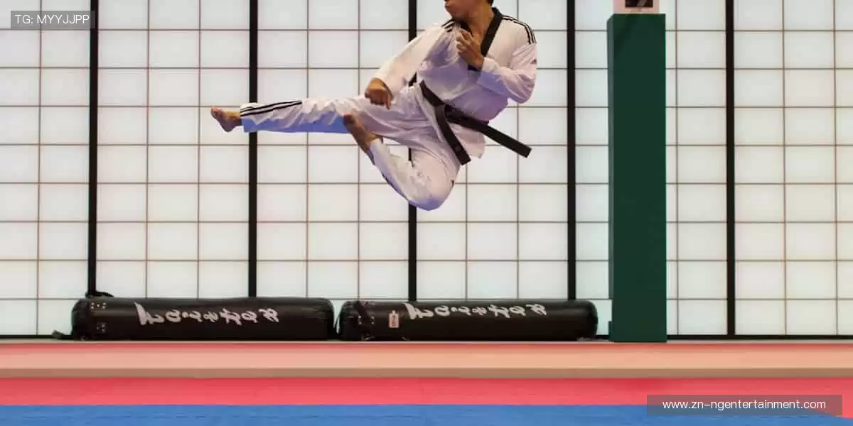 👕限量潮品,实力见证!用细节诠释你对体育的极致追求!